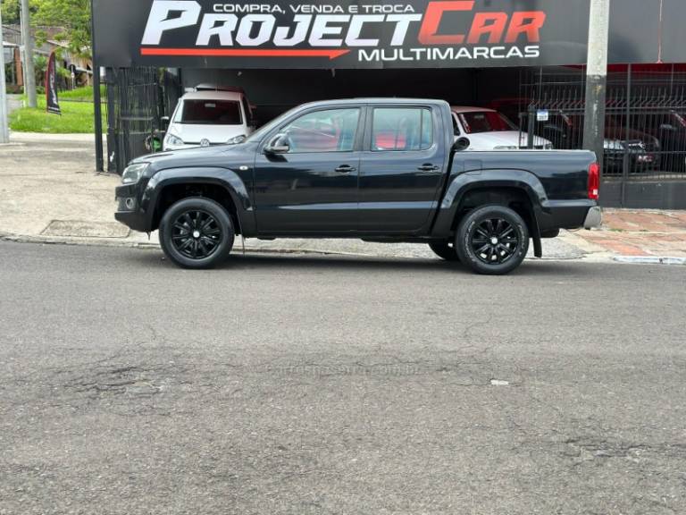 VOLKSWAGEN - AMAROK - 2012/2012 - Preta - R$ 69.900,00