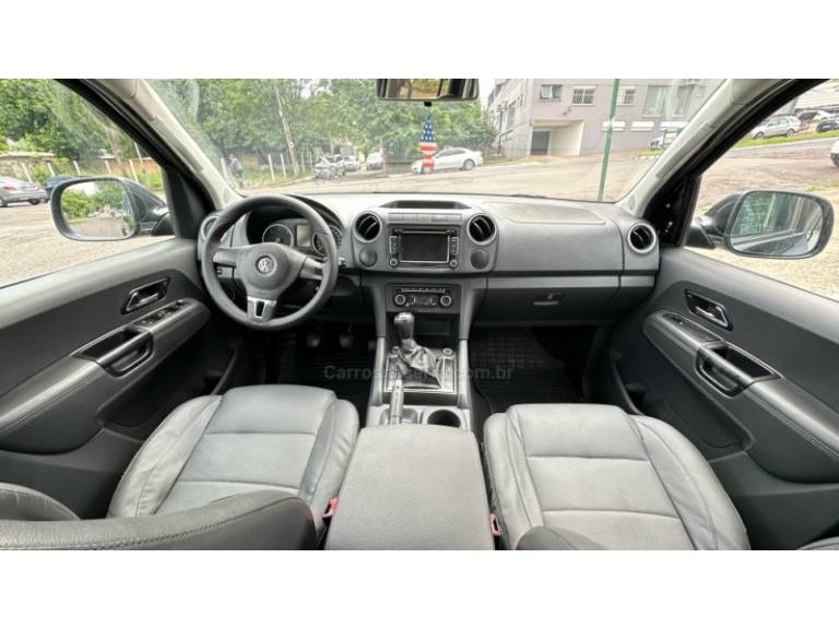 VOLKSWAGEN - AMAROK - 2012/2012 - Preta - R$ 69.900,00
