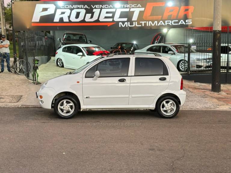 CHERY - QQ - 2015/2015 - Branca - R$ 26.900,00